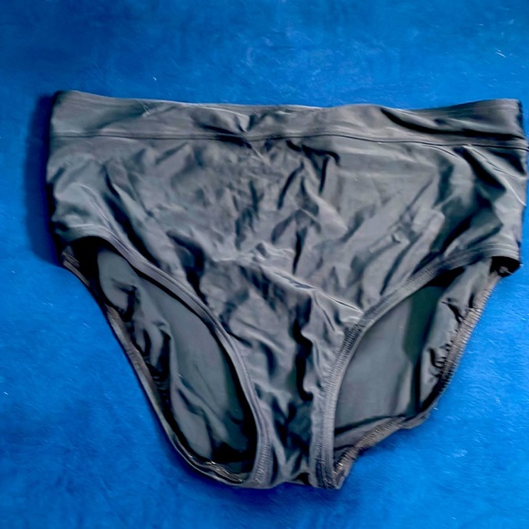 croft & barrow Other - EUC black Croft & Barrow swim bottoms. Size 20W. Some pilling on the rear back.